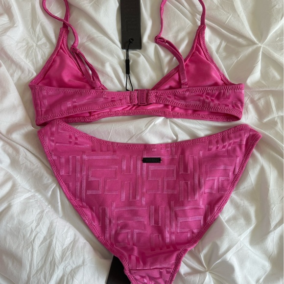 Triangl Bikini set - Picture 5 of 9